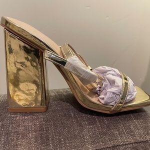 London Rebel sandals size 5